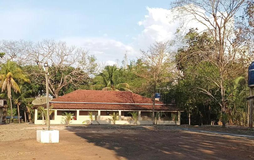 Hotel E Pousada 3 Irmaos Coxim Bagian luar foto